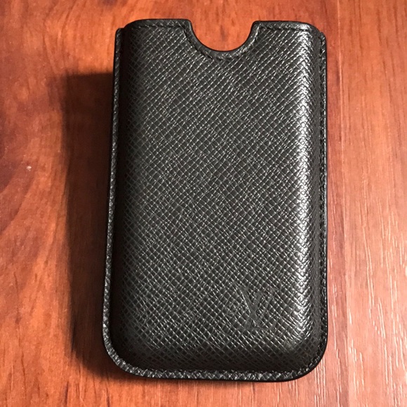 Louis Vuitton Phone Case/Card Case - Picture 5 of 13